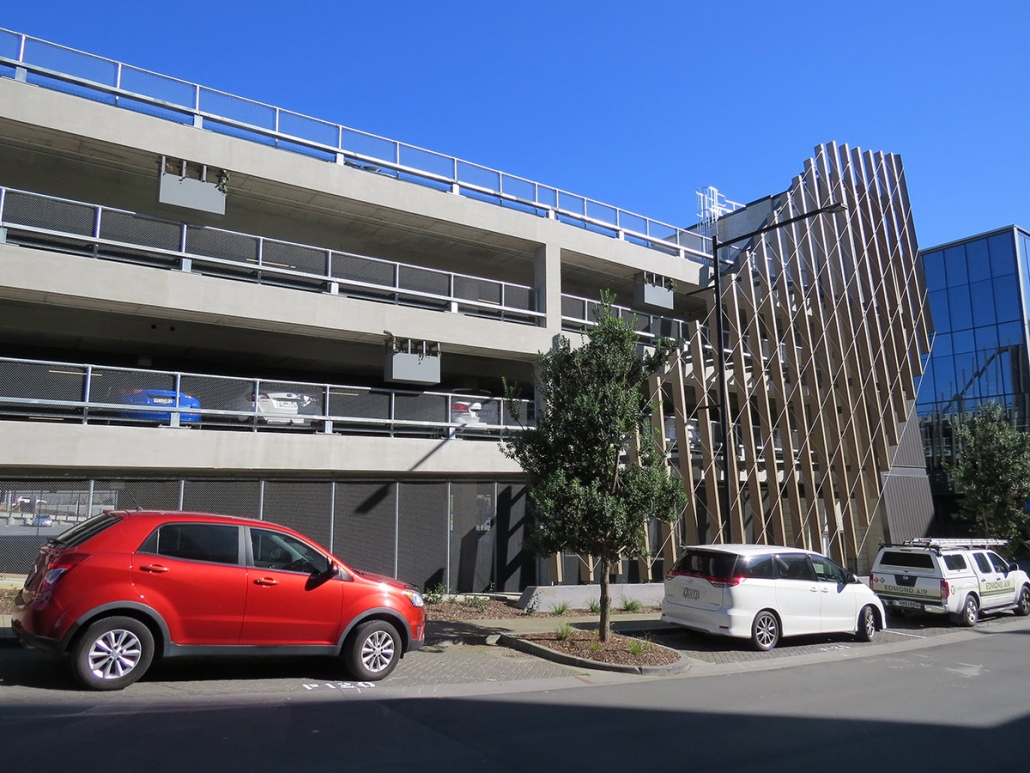 Image showing balustrades bordering the Highbrook covered Carpark, over three levels, in Auckland, installed by Fencerite