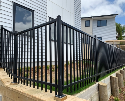 Image showing a Residential Aluminium Landscape Fencing surrounding a house